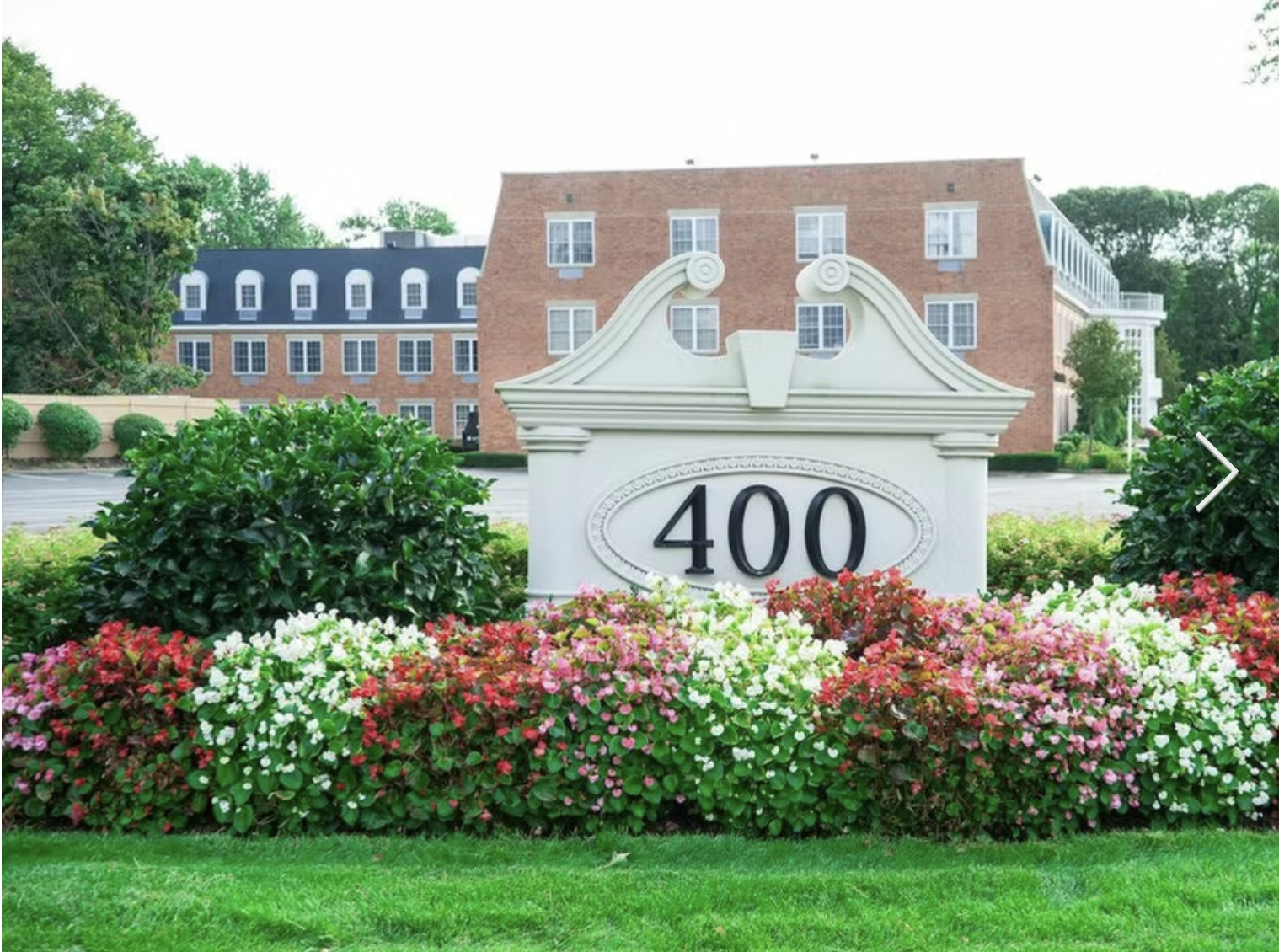 400 West Main St Building Sign